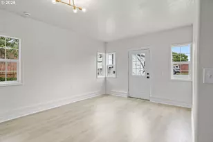 1061 NE Avery St, Newport, OR 97365 - Photo 29