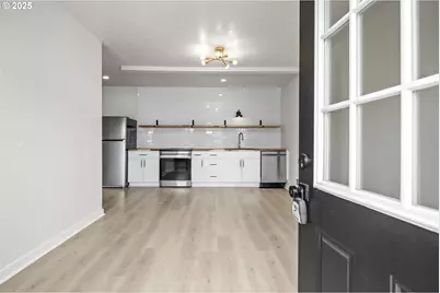 1061 NE Avery St, Newport, OR 97365 - Photo 25