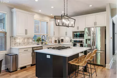 17453 SW 135th Pl, King City, OR 97224 - Photo 7