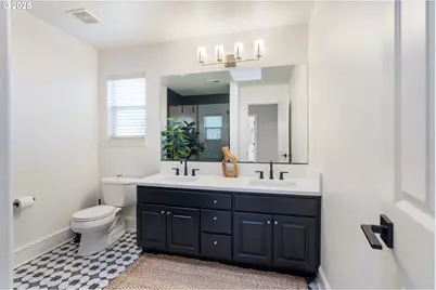 17453 SW 135th Pl, King City, OR 97224 - Photo 23