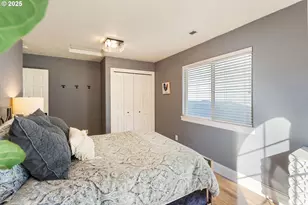 17453 SW 135th Pl, King City, OR 97224 - Photo 19