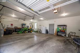 2720 Tara Way SE, Salem, OR 97317 - Photo 43