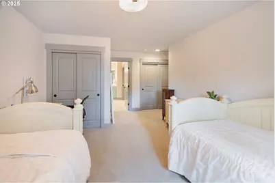 2720 Tara Way SE, Salem, OR 97317 - Photo 33