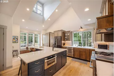 2720 Tara Way SE, Salem, OR 97317 - Photo 15