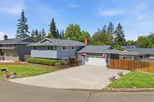 7130 Shawn Ct, Gladstone, OR 97027 - Photo 1