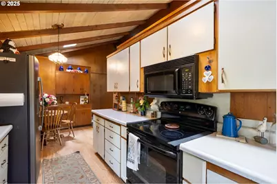 84886 Highway 101, Seaside, OR 97138 - Photo 9