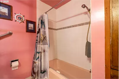 84886 Highway 101, Seaside, OR 97138 - Photo 15