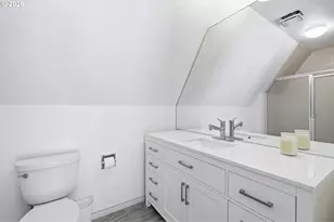 3611 SW Humphrey Blvd, Portland, OR 97221 - Photo 21