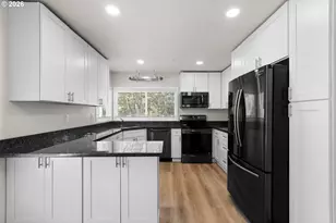 2322 W Military Ave, Roseburg, OR 97471 - Photo 15