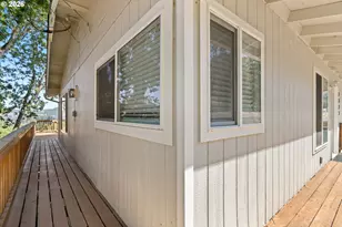 2322 W Military Ave, Roseburg, OR 97471 - Photo 41