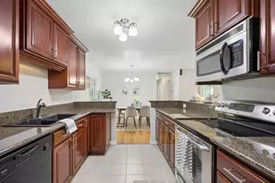 16922 SE Taylor St, Portland, OR 97233 - Photo 13
