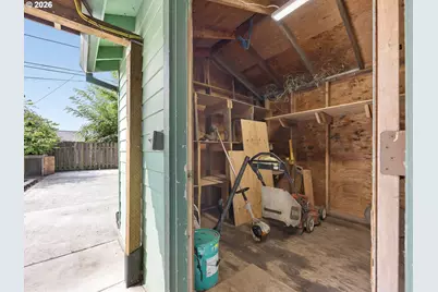 16922 SE Taylor St, Portland, OR 97233 - Photo 37