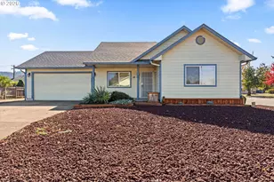 18 Village Dr, Creswell, OR 97426 - Photo 1