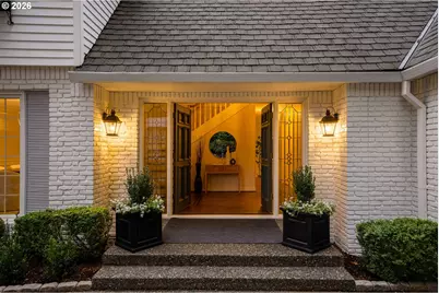 711 Kenola Ct, Lake Oswego, OR 97034 - Photo 3