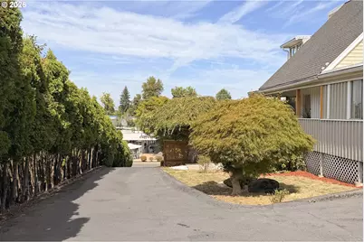 421 McClaine St, Silverton, OR 97381 - Photo 43
