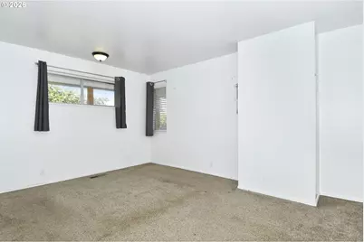 421 McClaine St, Silverton, OR 97381 - Photo 31