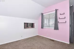 421 McClaine St, Silverton, OR 97381 - Photo 37