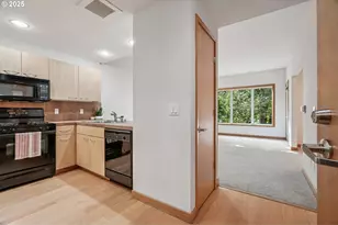 300 W 8th St, Vancouver, WA 98660 - Photo 5
