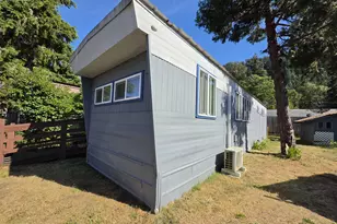 76332 Rainbow St, Oakridge, OR 97463 - Photo 11