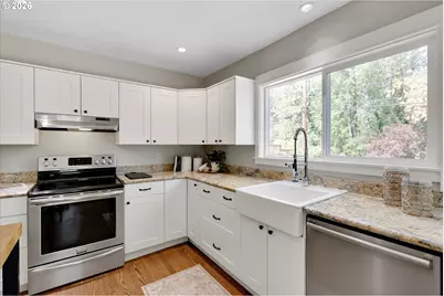 9625 SW Cypress St, Beaverton, OR 97005 - Photo 9