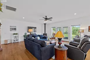 29315 NE Putnam Rd, Newberg, OR 97132 - Photo 5