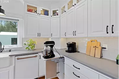 29315 NE Putnam Rd, Newberg, OR 97132 - Photo 13