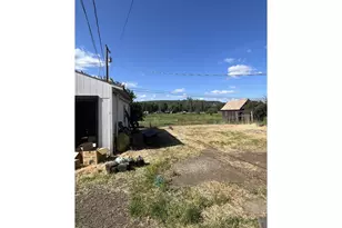 135 E Broadway St, Goldendale, WA 98620 - Photo 5