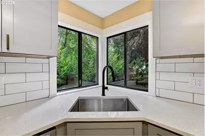 8250 SW Colony Creek Ct, Portland, OR 97224 - Photo 15