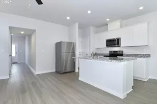 811 NE 14th St, Battle Ground, WA 98604 - Photo 5