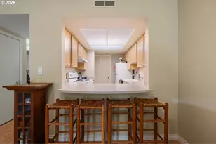 6605 W Burnside St, Portland, OR 97210 - Photo 17