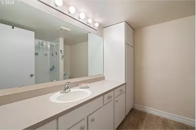 6605 W Burnside St #131, Portland, OR 97210 - Photo 15
