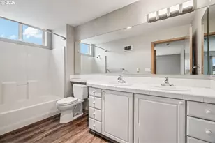 125 N Hayden Bay Dr, Portland, OR 97217 - Photo 21