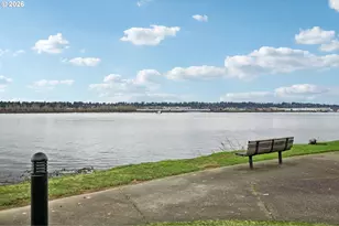 125 N Hayden Bay Dr, Portland, OR 97217 - Photo 27