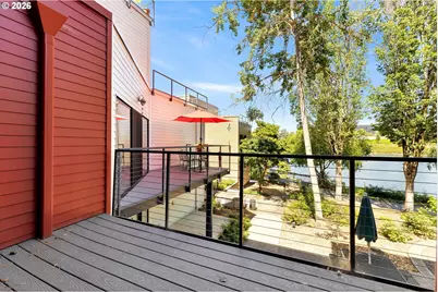 920 NW Naito Pkwy #J18, Portland, OR 97209 - Photo 7
