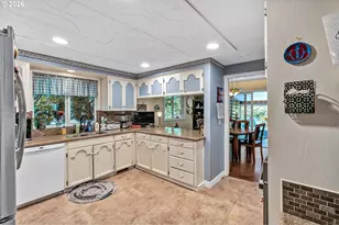 1910 SE Creighton Ave, Milwaukie, OR 97267 - Photo 13