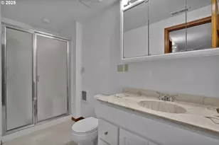 9790 NE Benton St, Newport, OR 97365 - Photo 33