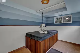 9790 NE Benton St, Newport, OR 97365 - Photo 23