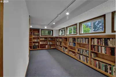 9790 NE Benton St, Newport, OR 97365 - Photo 25