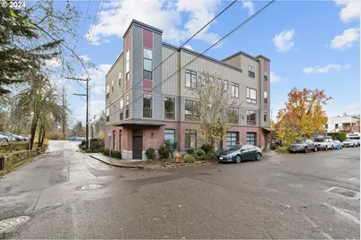 3412 SW Moss St, Portland, OR 97219 - Photo 3