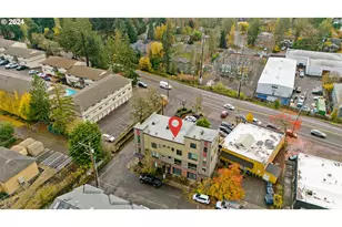 3412 SW Moss St, Portland, OR 97219 - Photo 47