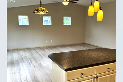 2600 NE 33rd St, Lincoln City, OR 97367 - Photo 9