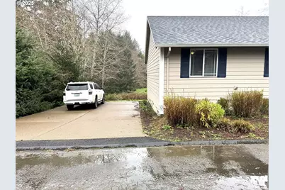 2600 NE 33rd St, Lincoln City, OR 97367 - Photo 3