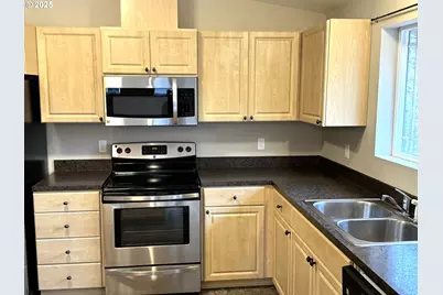 2600 NE 33rd St, Lincoln City, OR 97367 - Photo 5