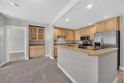 1220 Bay St #302, Florence, OR 97439 - Photo 11