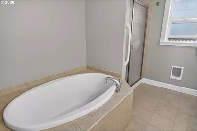 1220 Bay St #302, Florence, OR 97439 - Photo 21
