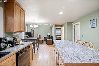 4278 Torrington Ave, Eugene, OR 97404 - Photo 13