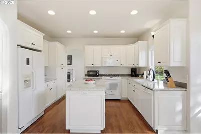 3379 S Lambert St, Eugene, OR 97405 - Photo 9