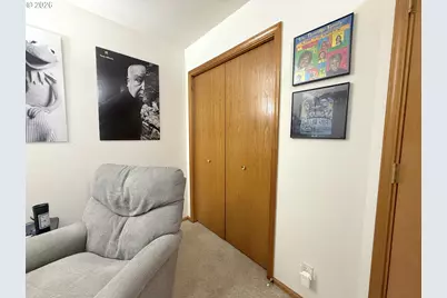 1487 Kyiv St, Springfield, OR 97477 - Photo 37