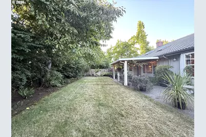 1487 Kyiv St, Springfield, OR 97477 - Photo 41
