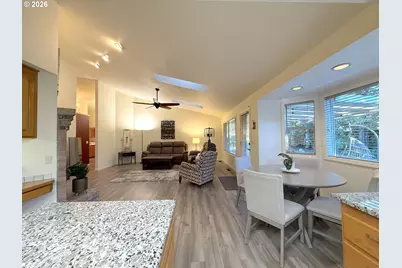 1487 Kyiv St, Springfield, OR 97477 - Photo 19